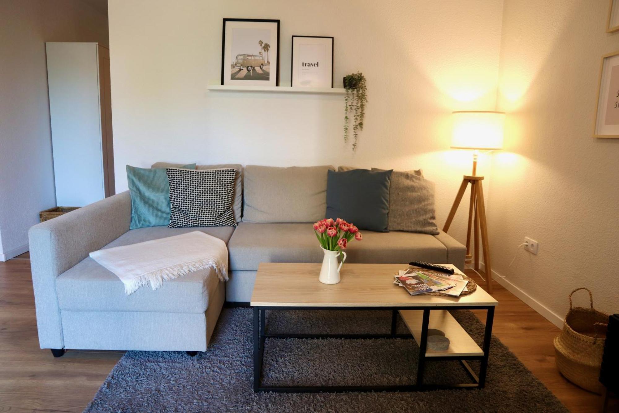 מגדבורג Geraeumiges 2R City-Apartment Uninaehe Mit Tv Streaming, Terrasse מראה חיצוני תמונה